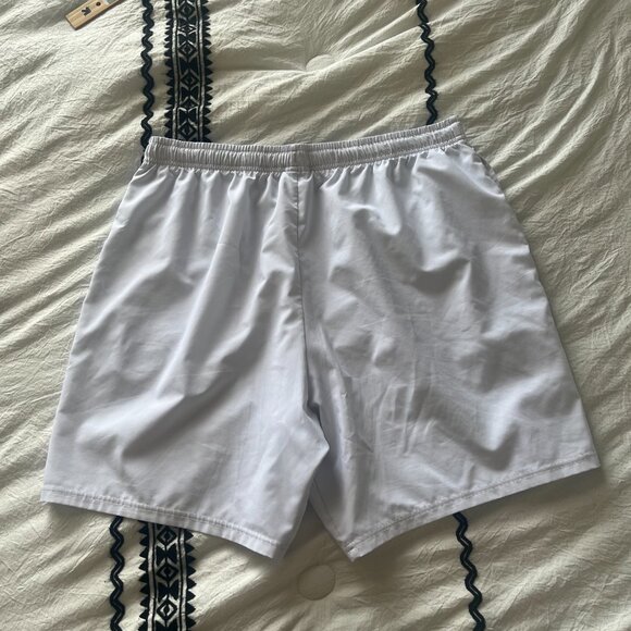 Men's White Gymshark Short XL - Picture 5 of 7